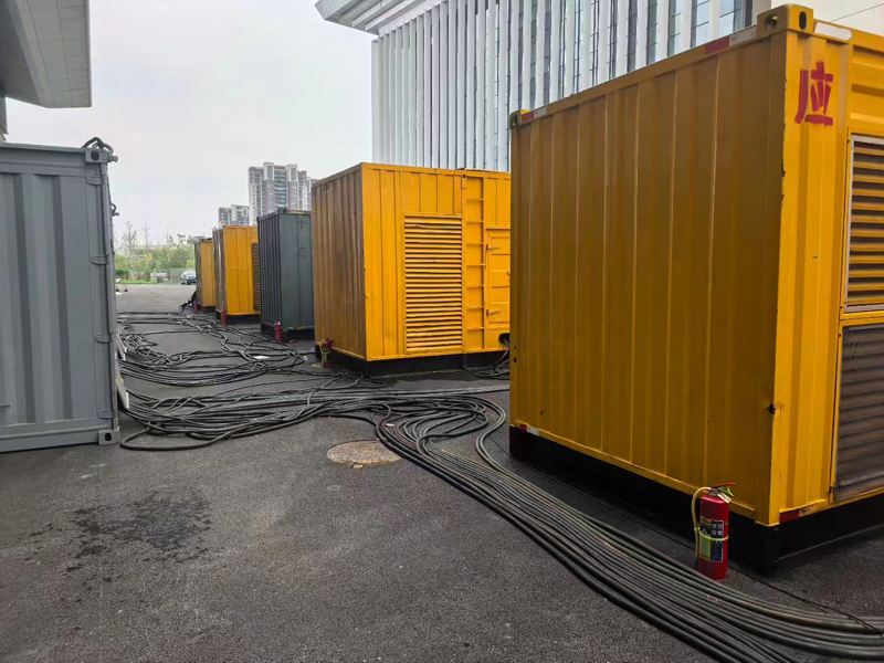 常德不同季节柴油发电机组保养有哪些注意事项？