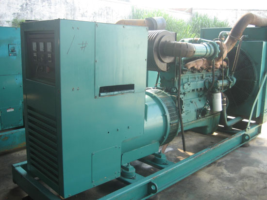 常德租赁发电机- 发电机碳刷磨损的原因是什么