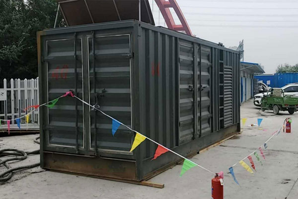 常德发电机租赁空气滤清器多久更换一次？