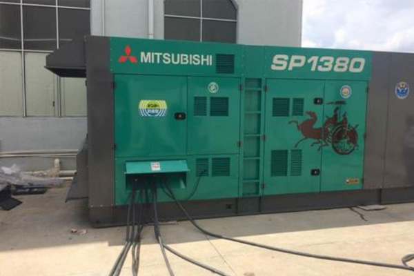 常德为什么有些柴油发电机组的输出电压可以调节？