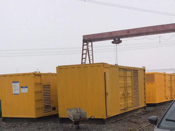 常德100kw柴油发电机组每小时油耗？